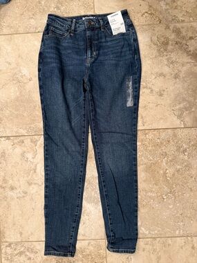Sonoma Women’s Dark Blue High-Rise Skinny Jeans